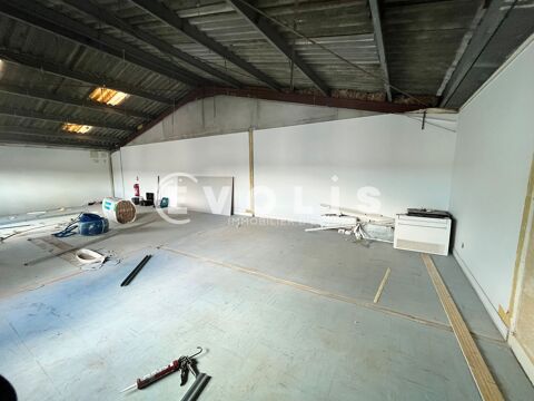 Locaux d'activit&eacute; - A LOUER - 140 m&sup2; non divisibles 950 33320 Eysines