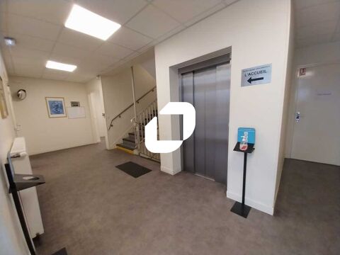 Bureaux - A VENDRE - 753 m&sup2; non divisibles 2500000 78340 Les clayes sous bois