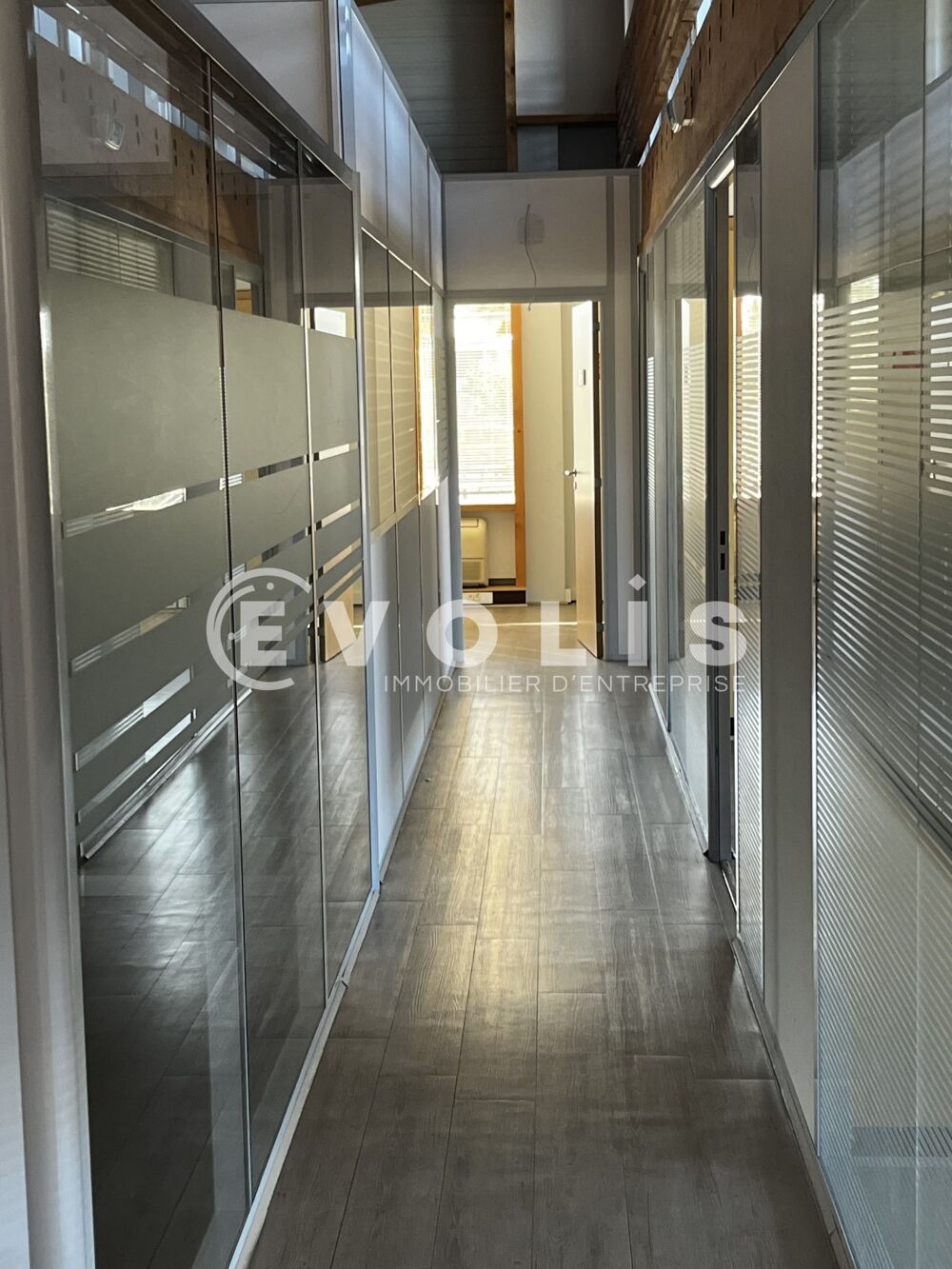   Bureaux - A LOUER - 596 m² non divisibles Avignon