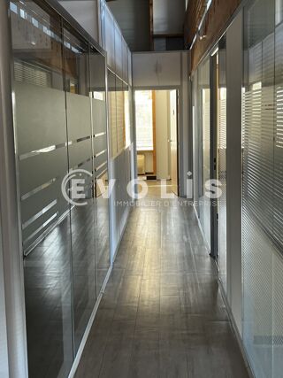   Bureaux - A LOUER - 596 m² non divisibles Avignon