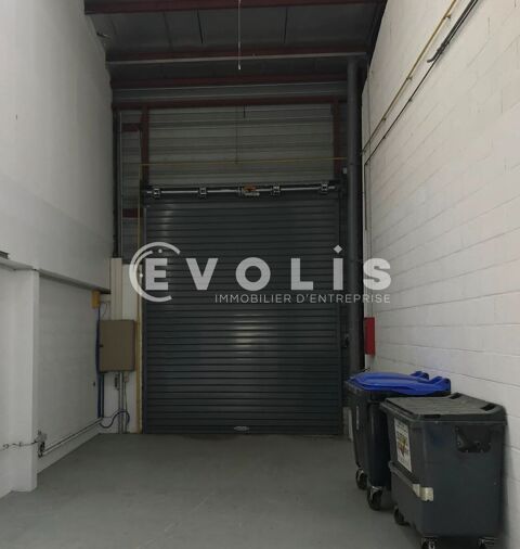   Locaux d'activité - A LOUER - 1 129 m² divisibles à partir de 121 m² 
