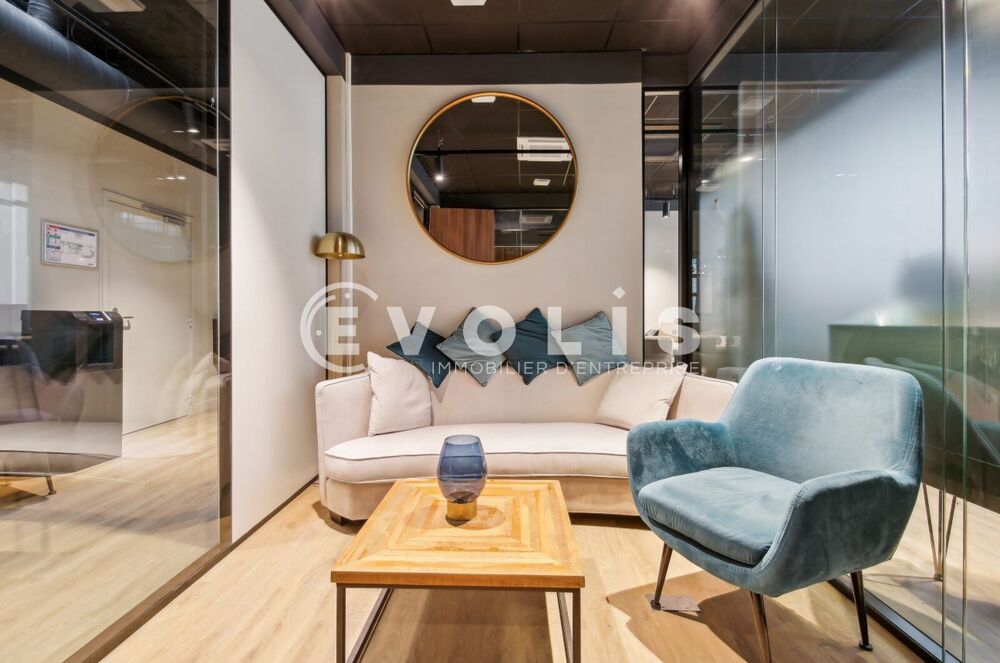   Bureaux - A LOUER - 230 m² non divisibles Paris 3