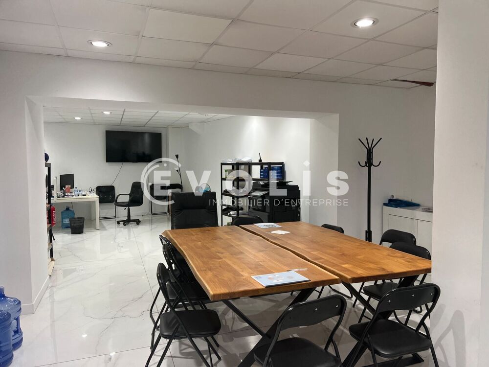   Bureaux - A LOUER - 103 m² non divisibles Paris 15