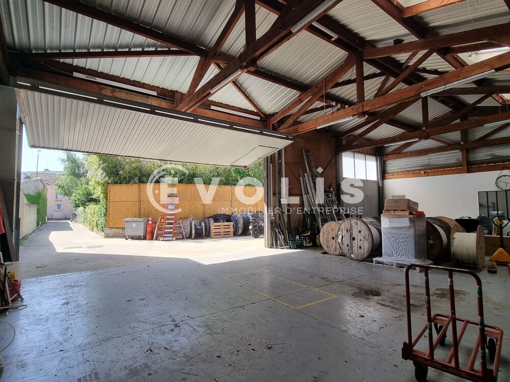   Entrepôts - A LOUER - 75 m² non divisibles 
