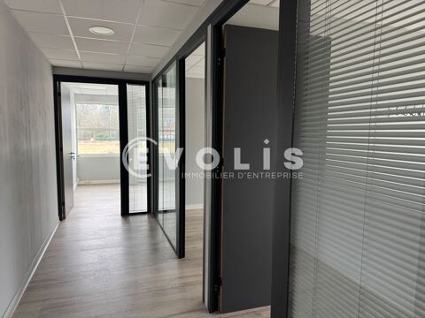 Bureaux - A LOUER - 104 m&sup2; non divisibles 1170 80480 Dury