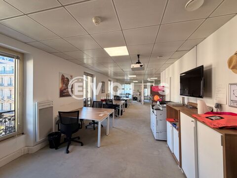 Bureaux - A LOUER - 94 m&sup2; non divisibles 4026 75009 Paris