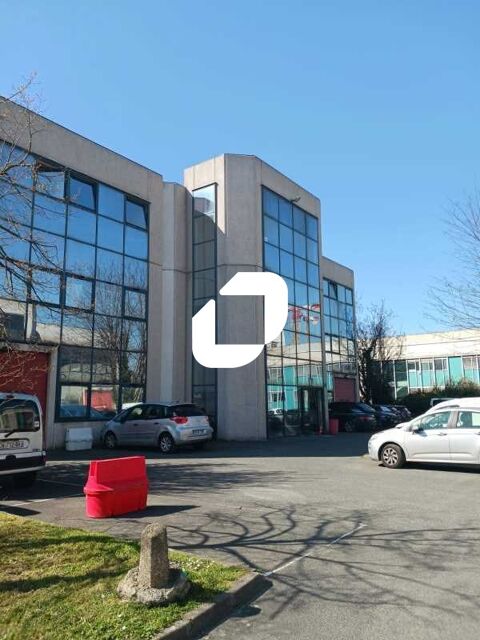 Bureaux - A LOUER - 600 m&sup2; non divisibles 8333 94400 Vitry sur seine
