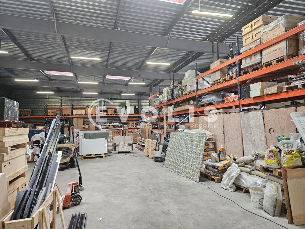   Locaux d'activité - A LOUER - 815 m² non divisibles Champlan