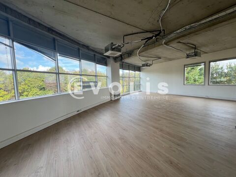   PARC DE LA CESSOIE - 855 m² divisibles à partir de 36 m² 
