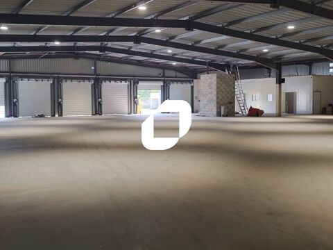 Locaux d'Activit&eacute;s - A LOUER - 2&nbsp;407 m&sup2; non divisibles 16047 33310 Lormont
