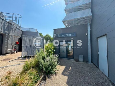 Bureaux - A LOUER - 106 m&sup2; non divisibles 1500 80330 Longueau