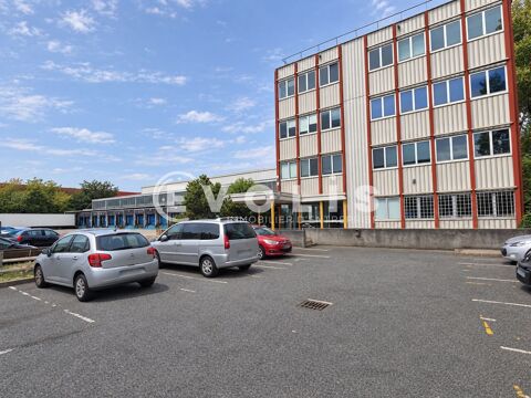   Bureaux - A LOUER - 1 452 m² divisibles à partir de 126 m² 