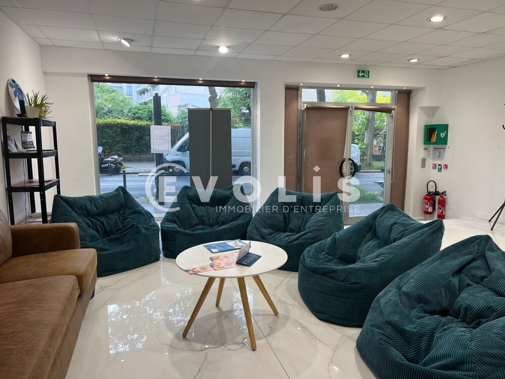   Bureaux - A LOUER - 103 m² non divisibles Paris 15