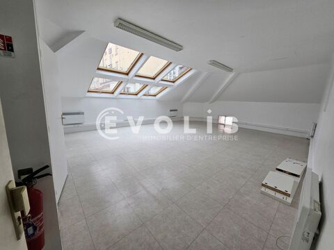   Bureaux - A LOUER - 69 m² non divisibles 