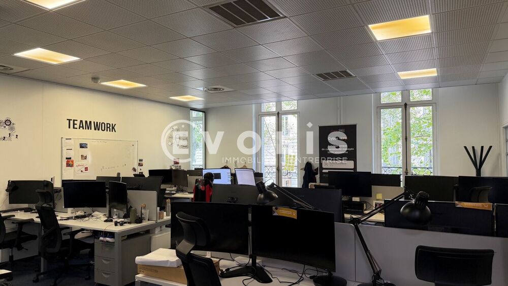   Bureaux - A LOUER - 441 m² non divisibles 