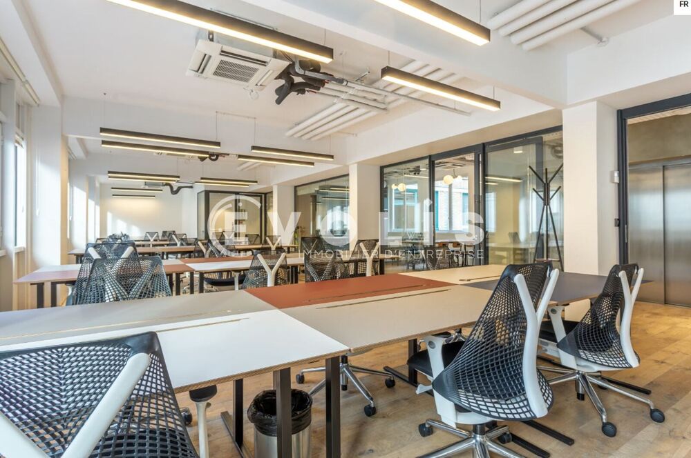   Bureaux - A LOUER - 200 m² non divisibles 