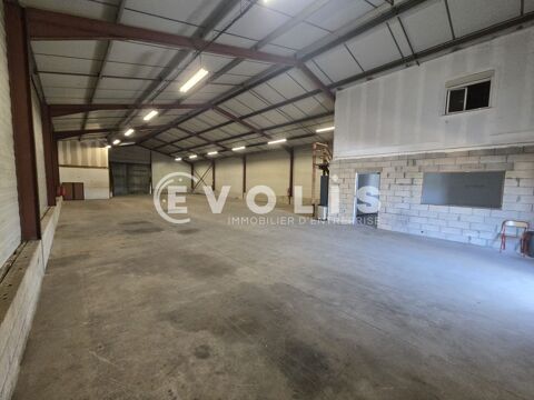   Locaux d'activité - A LOUER - 400 m² non divisibles 