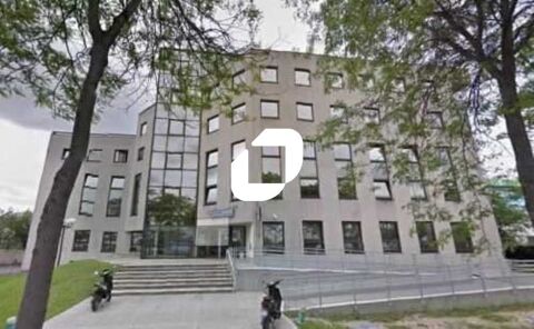 PROXIMITE DES ACCES AUTOROUTIERS - 138 m&sup2; non divisibles 1610 93110 Rosny sous bois