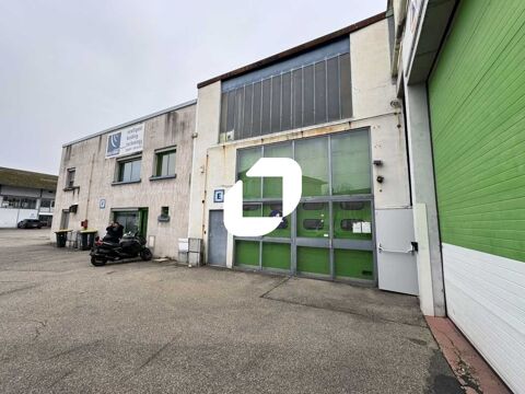 Id&eacute;al pour activit&eacute; de proximit&eacute; ! - 300 m&sup2; non divisibles 1900 69200 Venissieux