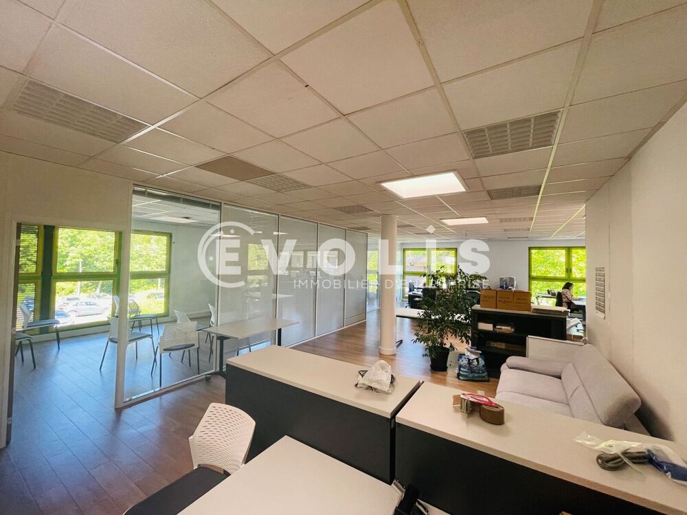   Bureaux - A LOUER - 167 m² non divisibles Lognes