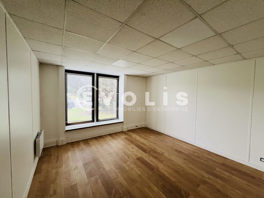   Bureaux - A LOUER - 616 m² divisibles à partir de 72 m² Croissy beaubourg