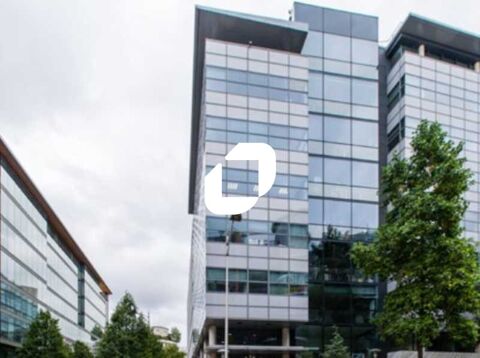 CW Partag&eacute; - A LOUER - 365 Postes 2037478 92130 Issy les moulineaux