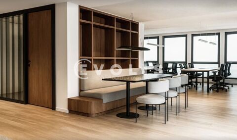 CW Priv&eacute; - A LOUER - 152 postes 568100 75008 Paris