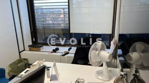   Bureaux - A LOUER - 64 m² non divisibles 
