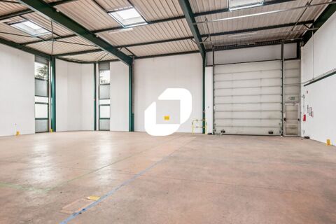 Locaux d'Activit&eacute;s - A LOUER - 734 m&sup2; non divisibles 5326 93420 Villepinte