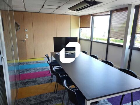 Bureaux - A LOUER - 210 m&sup2; divisibles &agrave; partir de 70 m&sup2; 2100 33700 Merignac