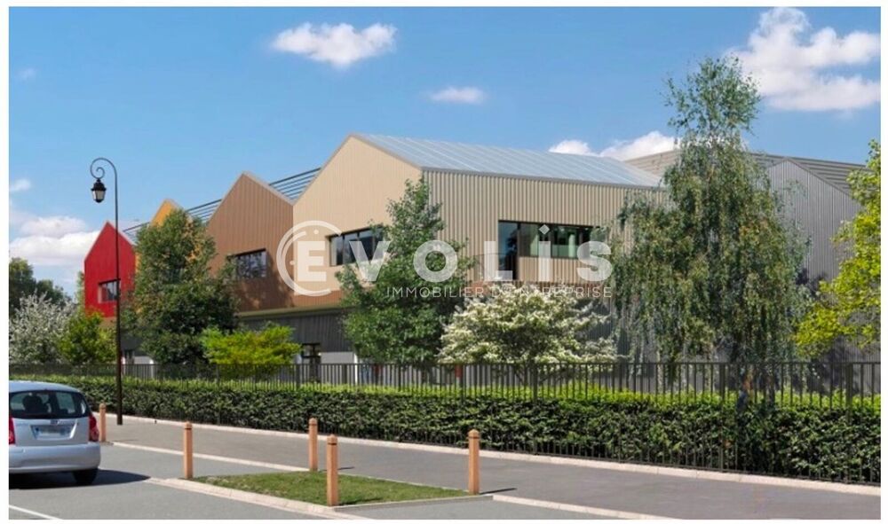   Locaux d'activité - A VENDRE - 1 202 m² divisibles à partir de 601 m² 