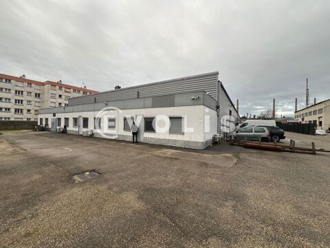 LOCAL A LOUER - 1&nbsp;025 m&sup2; non divisibles 5656 69320 Feyzin