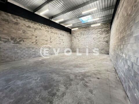   Locaux d'activité - A LOUER - 352 m² divisibles à partir de 65 m² 