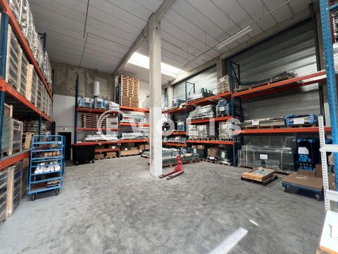 Locaux d'activit&eacute; - A LOUER - 360 m&sup2; non divisibles 2850 77184 Emerainville