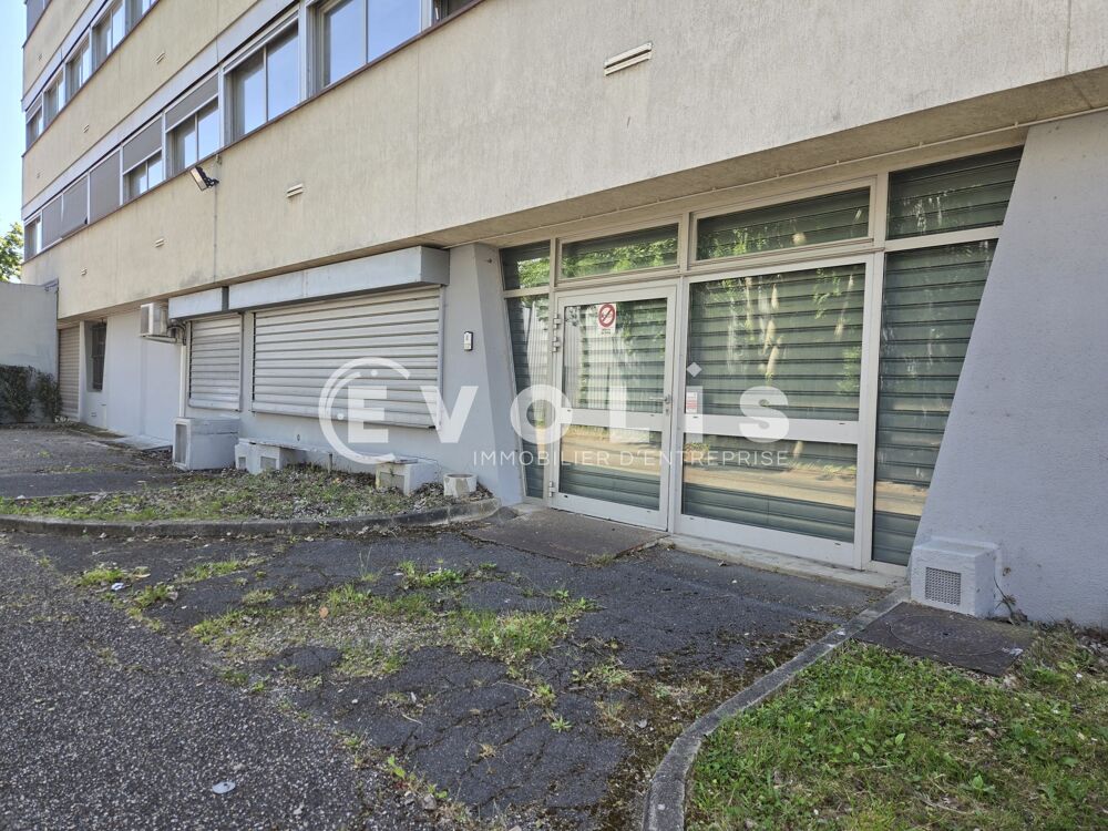   Bureaux - A LOUER - 664 m² divisibles à partir de 18 m² Igny