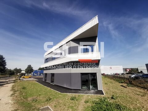 Locaux commerciaux - A LOUER - 286 m&sup2; non divisibles 8910 38300 Bourgoin jallieu