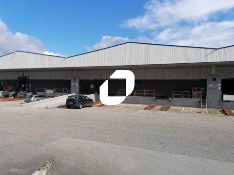 ENTREPOTS A QUAI SANS AUCUN PILIER - 4&nbsp;000 m&sup2; divisibles &agrave; partir de 2&nbsp;000 m&sup2; 24000 01600 Reyrieux