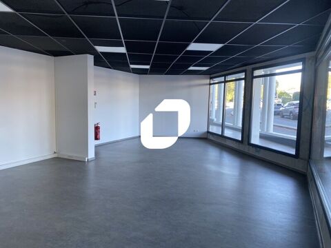 Locaux Commerciaux - A LOUER - 115 m&sup2; non divisibles 2600 33400 Talence