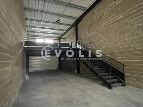 Locaux d'activit&eacute; - A LOUER - 174 m&sup2; non divisibles 1740 33950 Lege cap ferret