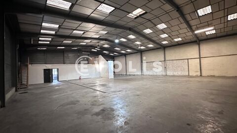   Locaux d'activité - A LOUER - 550 m² non divisibles 