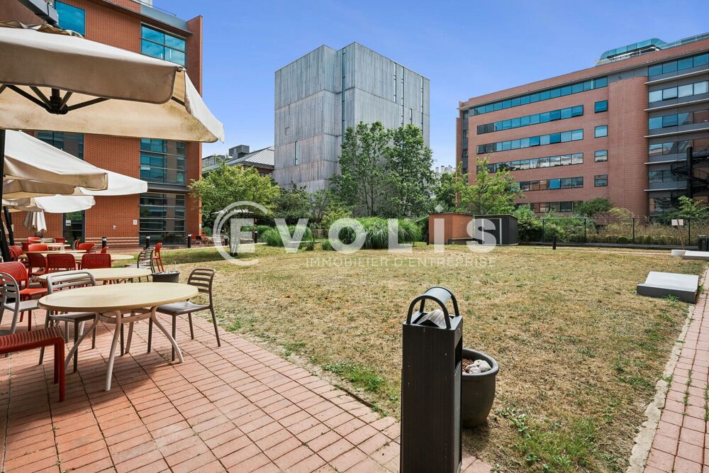   Bureaux - A LOUER - 350 m² non divisibles 