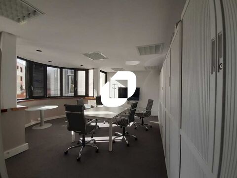 Bureaux - A LOUER - 430 m&sup2; divisibles &agrave; partir de 80 m&sup2; 3942 78350 Jouy en josas