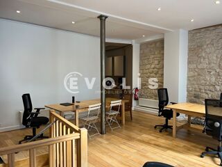  Bureaux - A LOUER - 96 m² non divisibles Paris 11