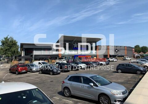 Bureaux - A VENDRE - 667 m&sup2; divisibles &agrave; partir de 90 m&sup2; 2399 38300 Bourgoin jallieu