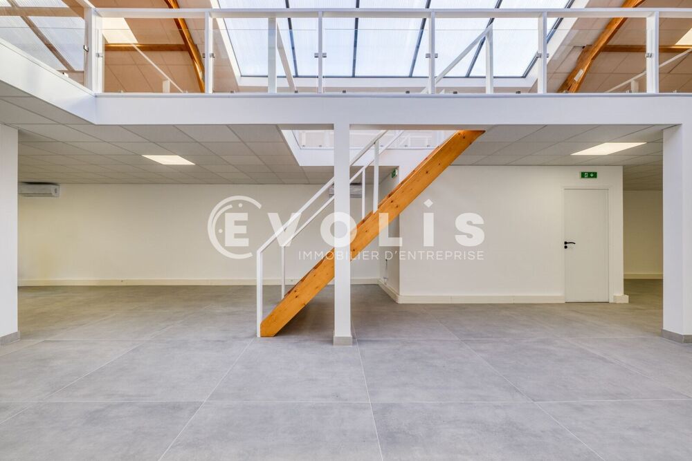   Bâtiment indépendant neuf et climatisé, pied métro - 250 m² non divisibles Malakoff