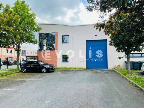 LOCAUX RENOVES - 1&nbsp;012 m&sup2; divisibles &agrave; partir de 187 m&sup2; 8308 77550 Moissy cramayel