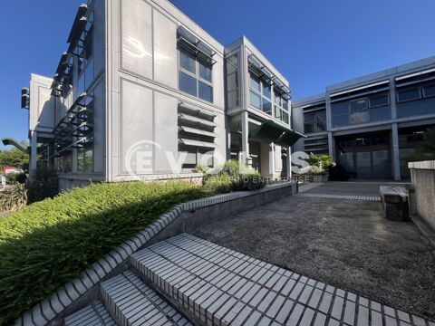   Locaux d'activité - A LOUER - 178 m² non divisibles 