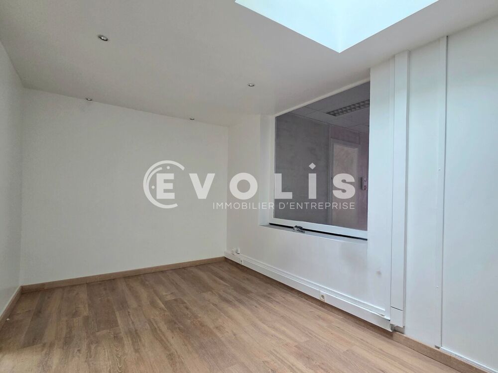   Bureaux - A LOUER - 265 m² non divisibles Ivry sur seine