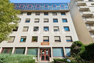  Bureaux - A LOUER - 334 m² divisibles à partir de 126 m² Lyon 6