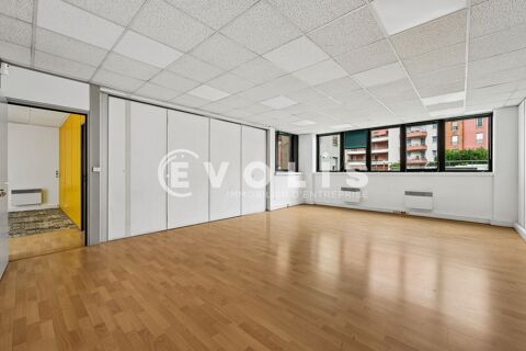   Bureaux - A LOUER - 170 m² non divisibles 